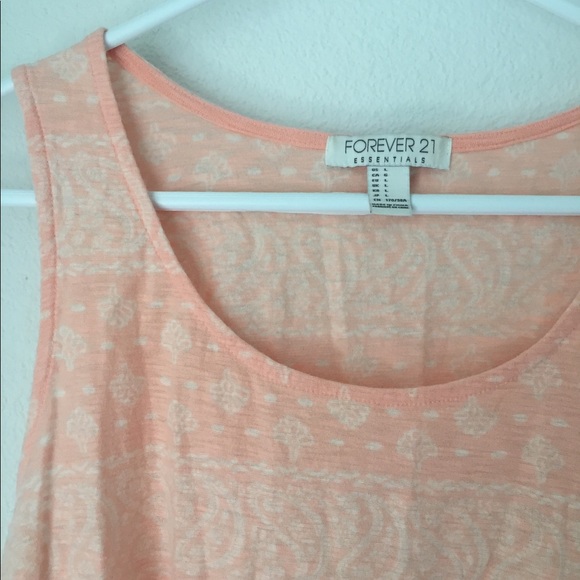 2 Patterned Tanks - Picture 3 of 5